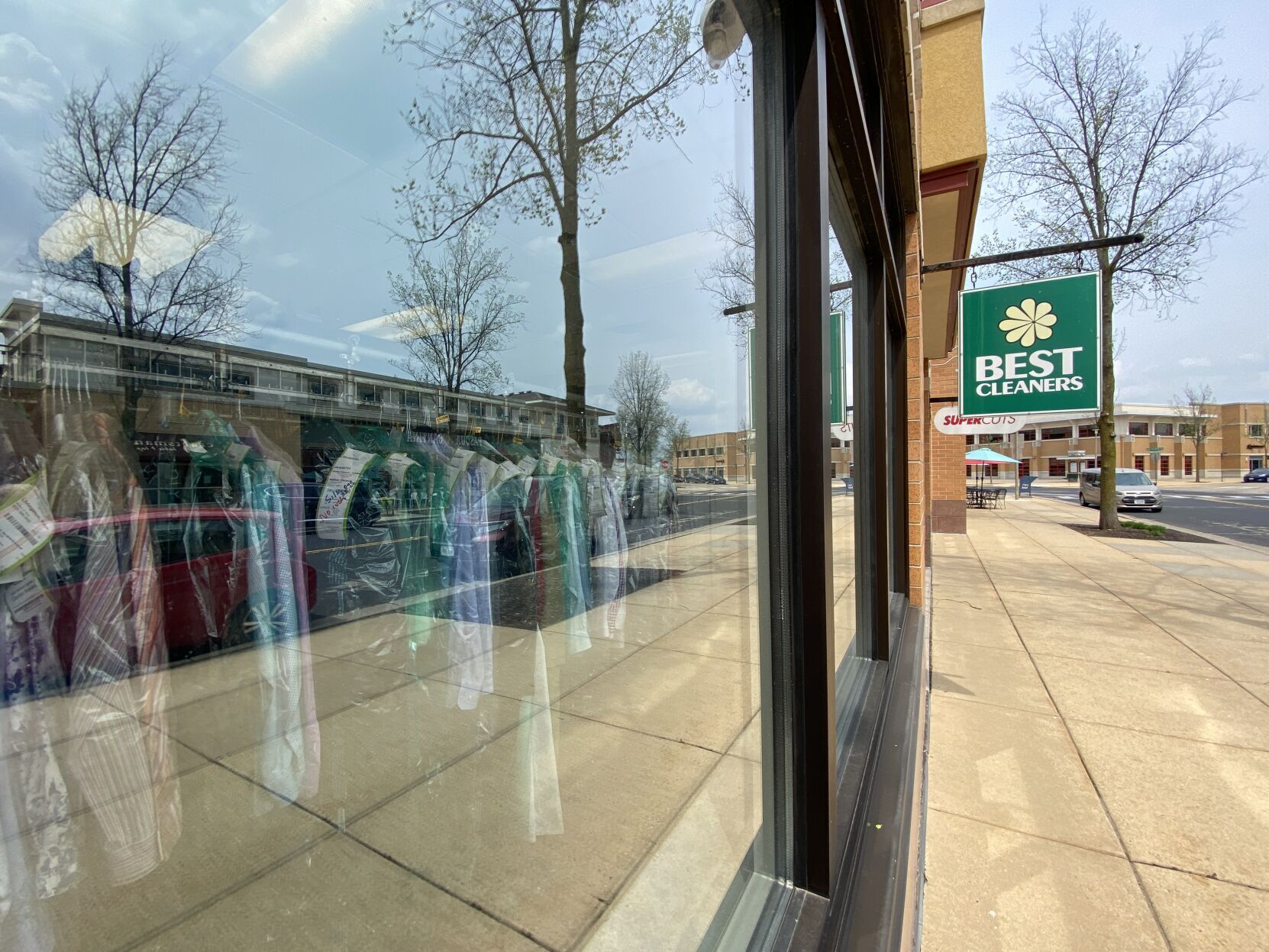 Dry cleaners